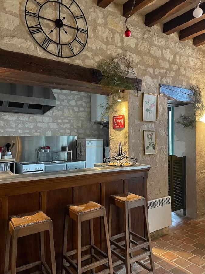 Hotel Le Relais, La Dormance, Le Bois Dormant à Châteauvieux Extérieur photo