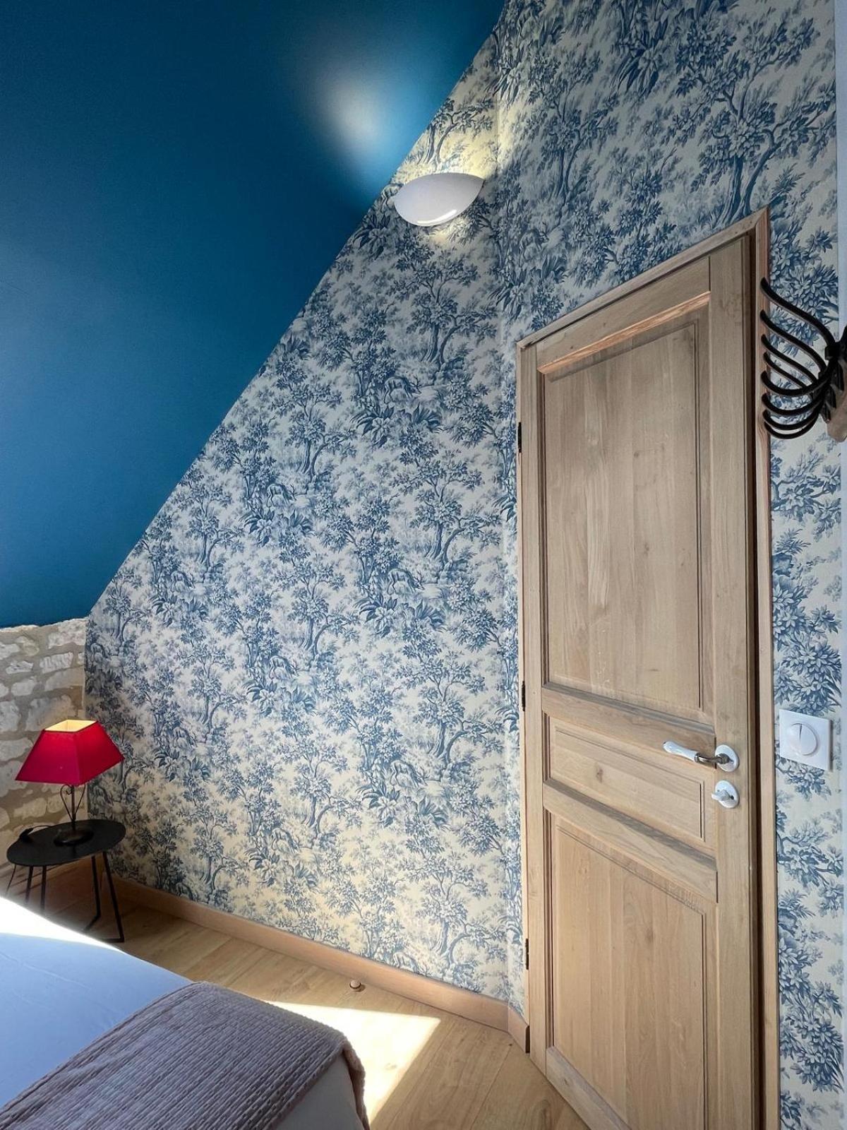 Hotel Le Relais, La Dormance, Le Bois Dormant à Châteauvieux Extérieur photo